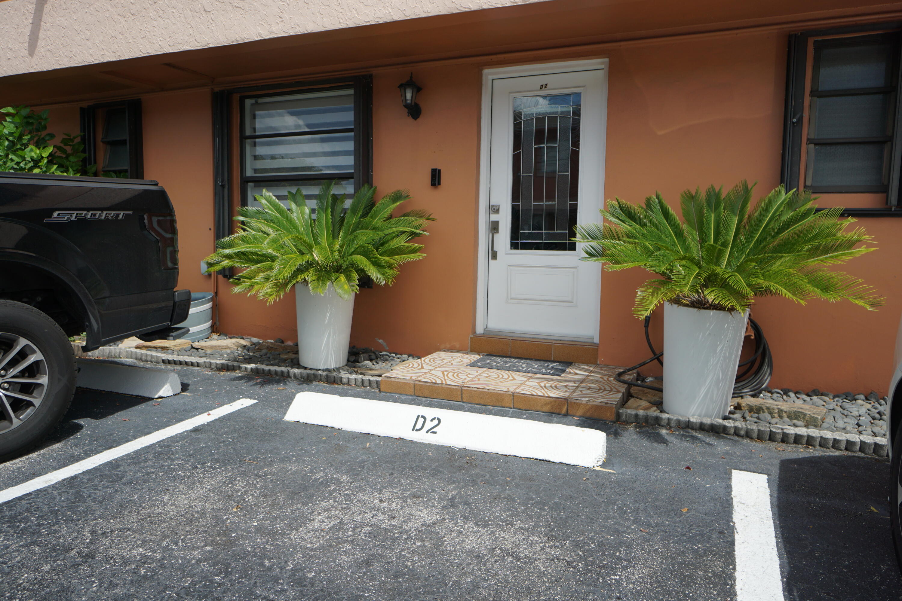 HIALEAH CLUB CONDO - Residential