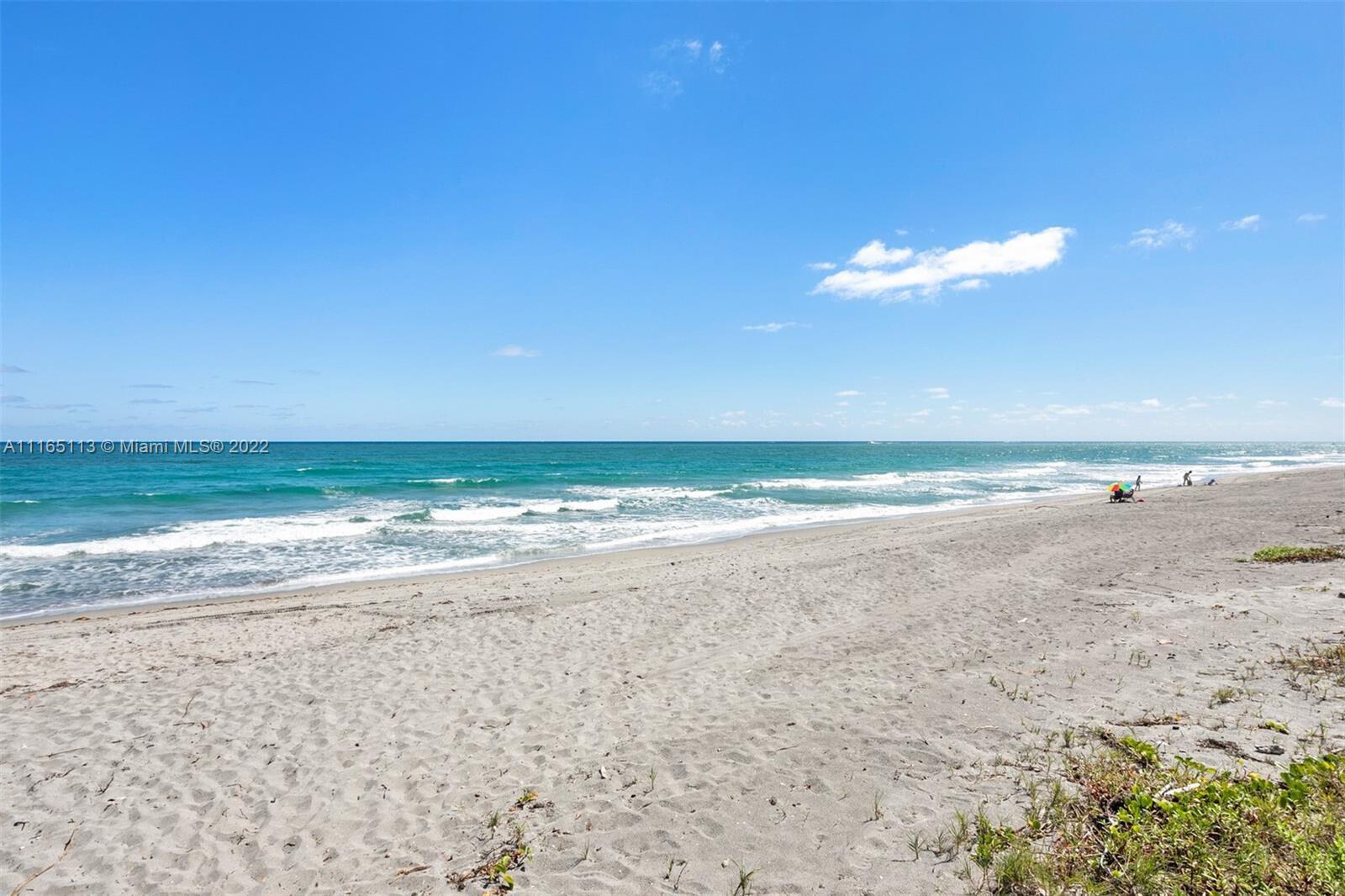 ISLAND HOUSE NORTHEAST CO - Residential Lease