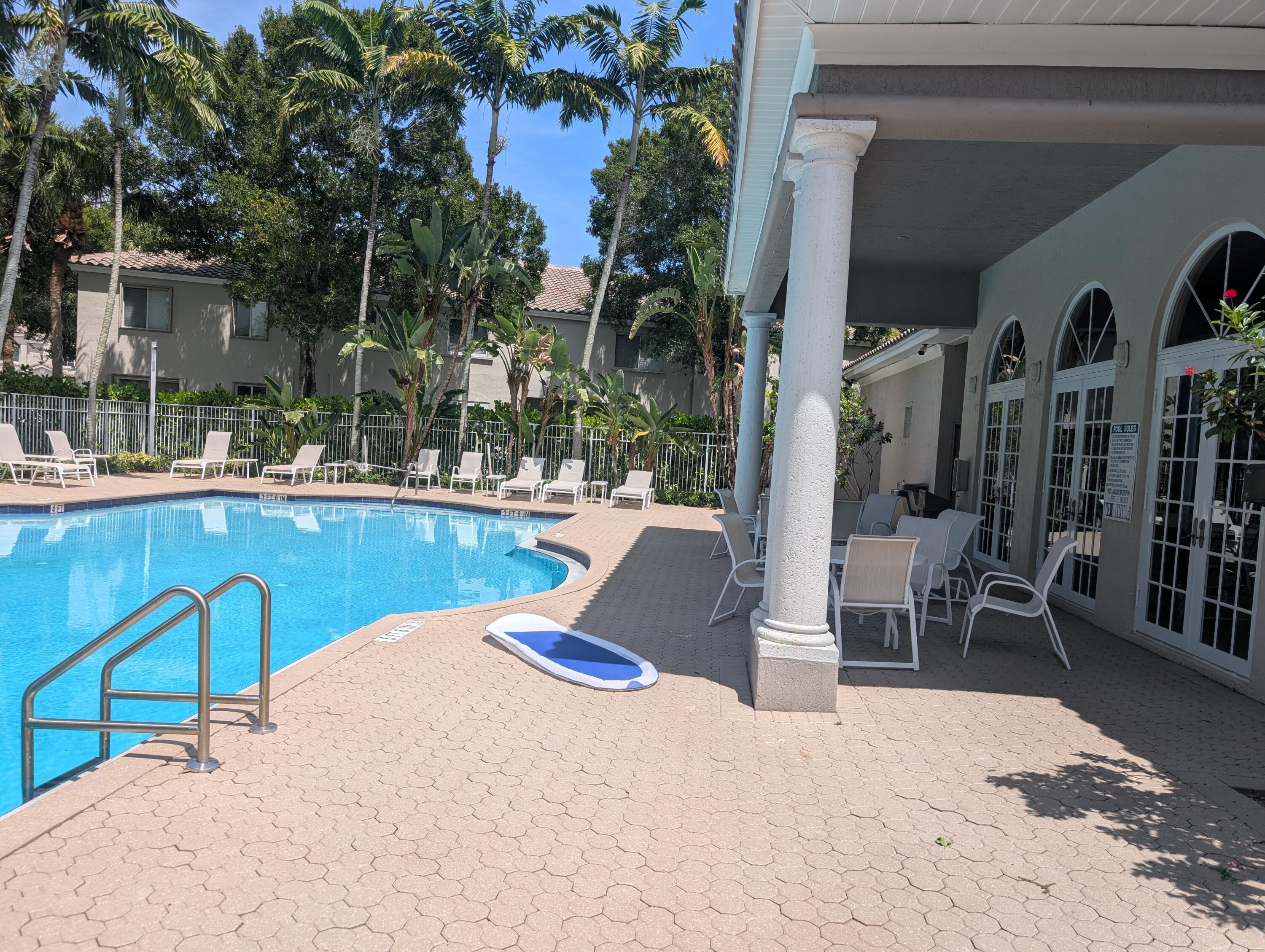 4732 NW 59th Manor