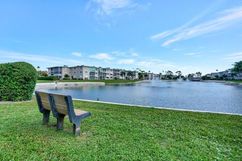 A home in Lake Worth