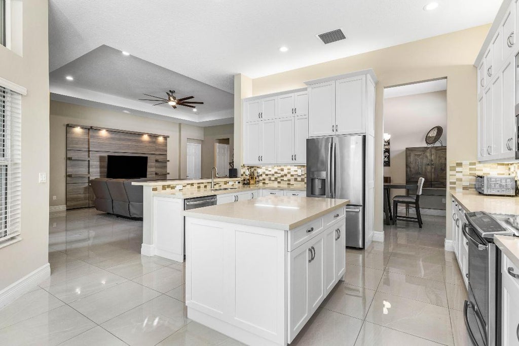Photo of 8210 Pyramid Peak Lane, Boynton Beach, FL 33473 (MLS # R11058892)
