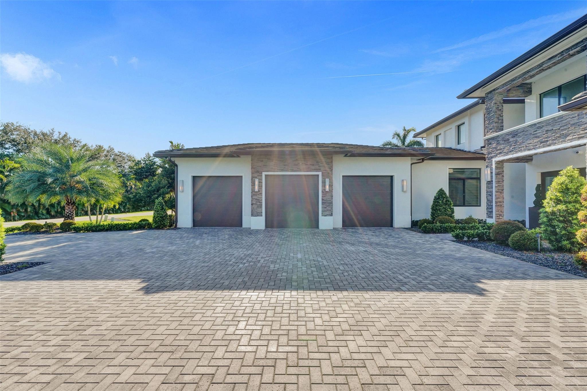 Paragon Estates - Residential Lease