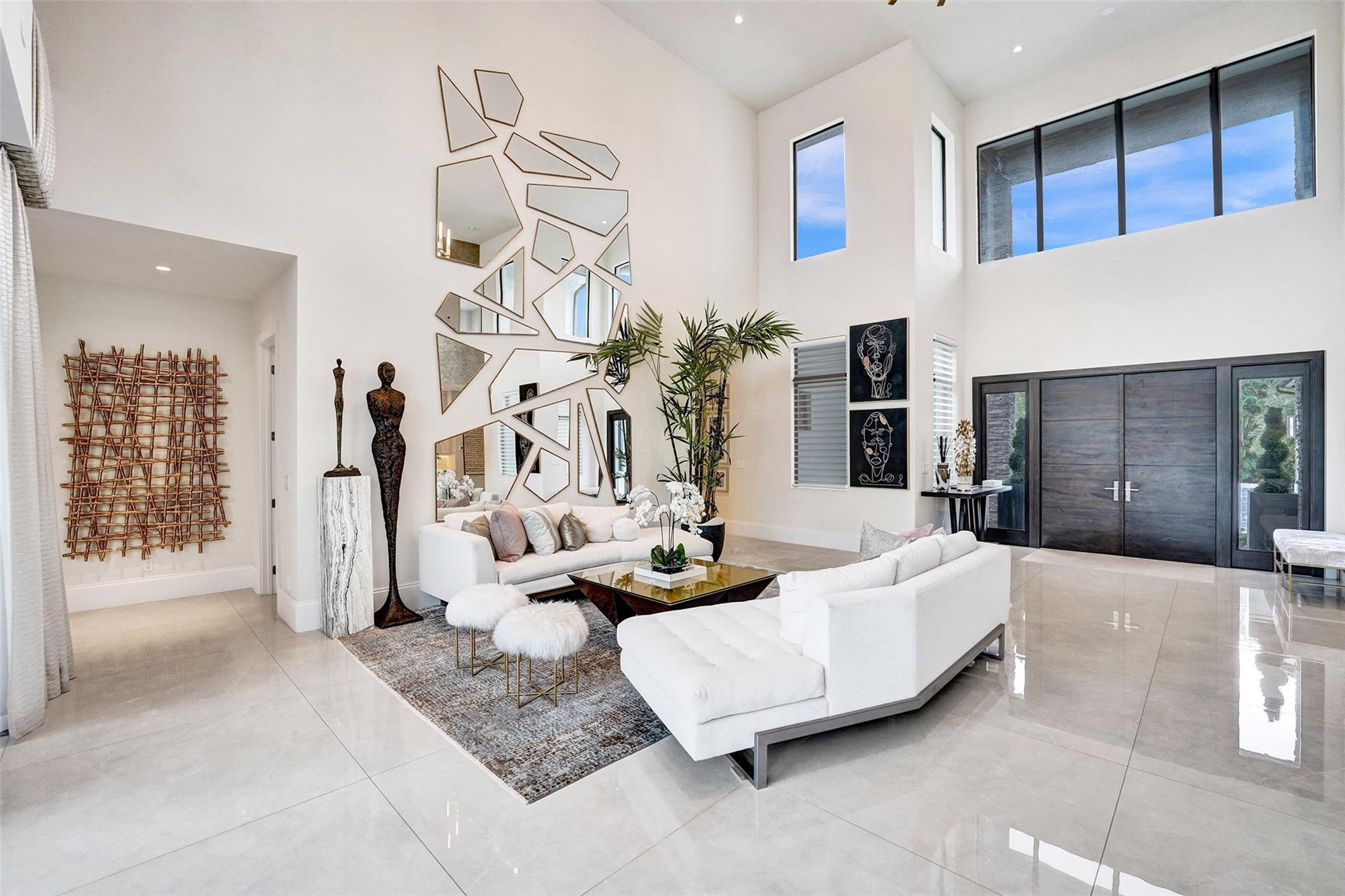 Paragon Estates - Residential Lease