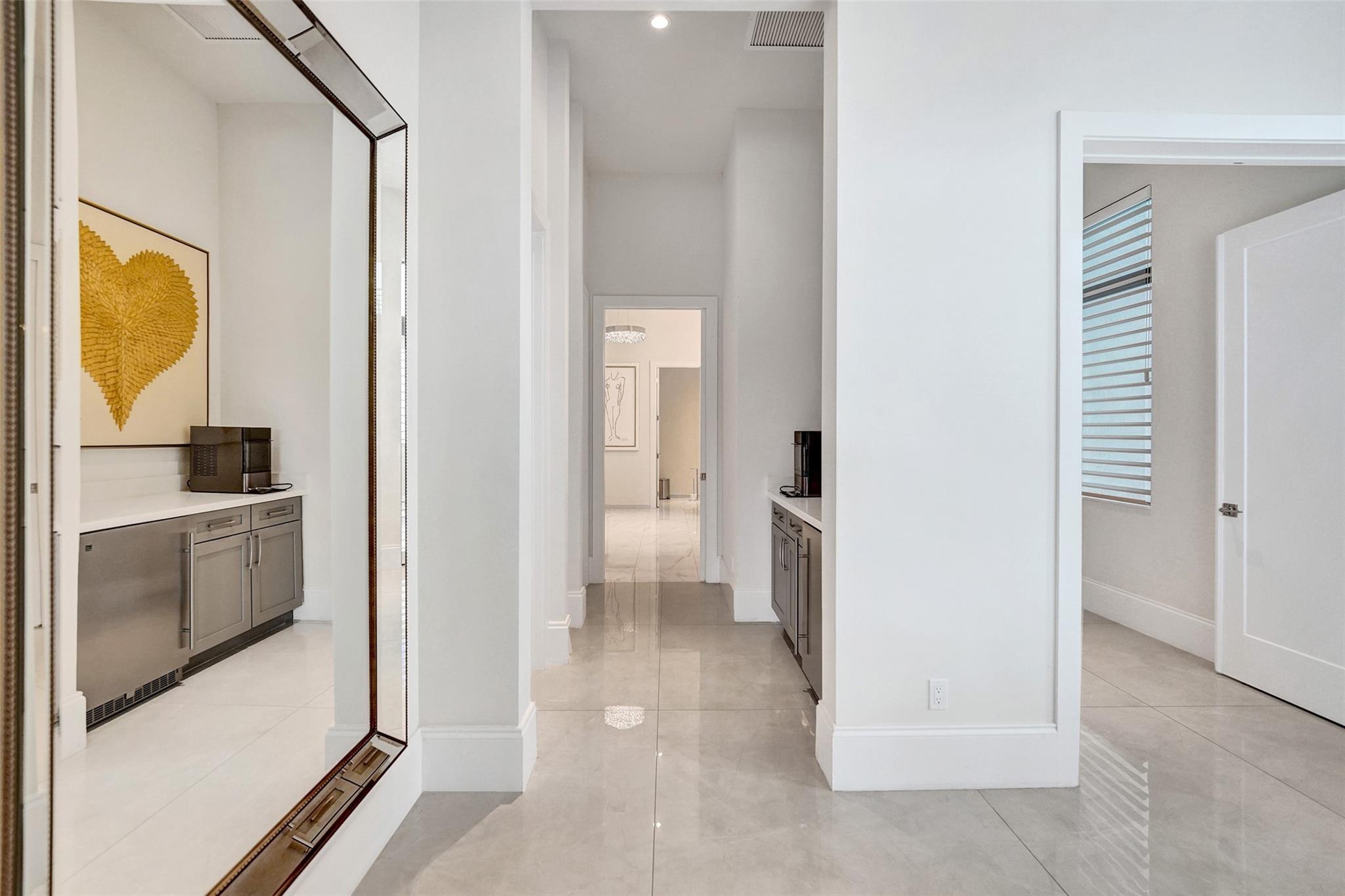 Paragon Estates - Residential Lease