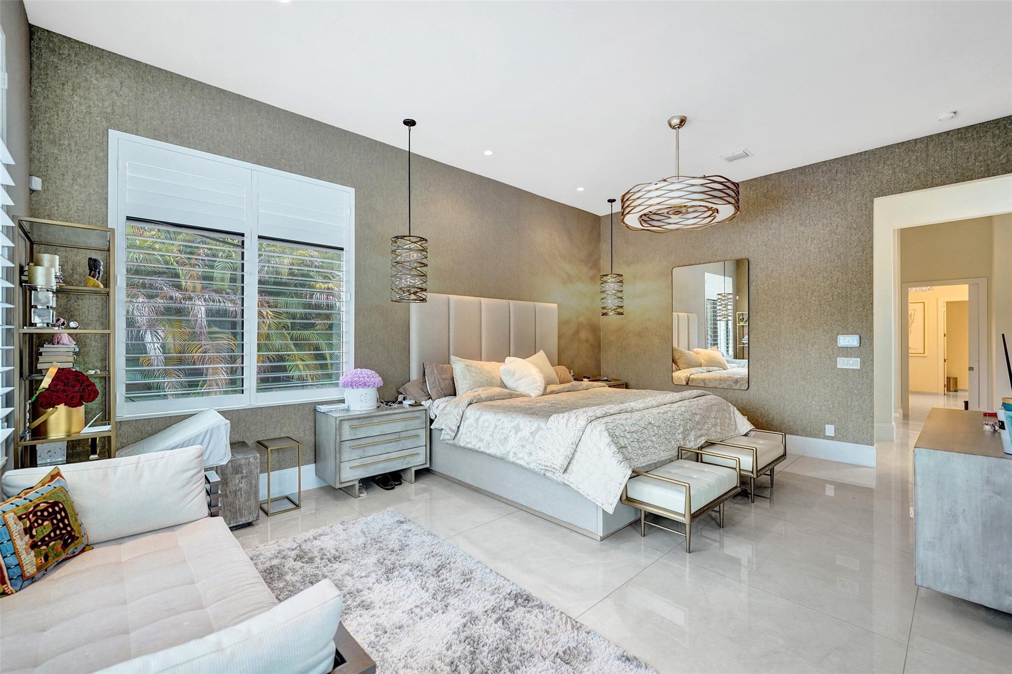 Paragon Estates - Residential Lease