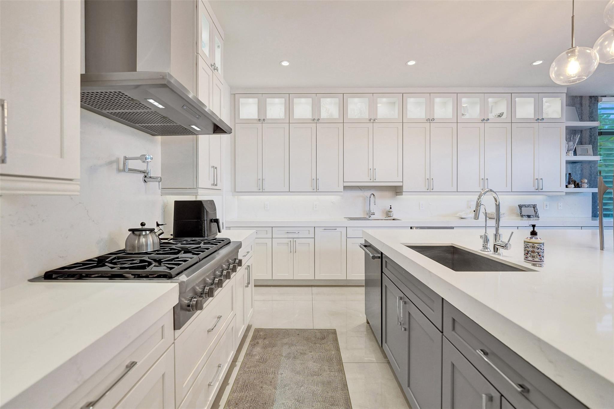 Paragon Estates - Residential Lease