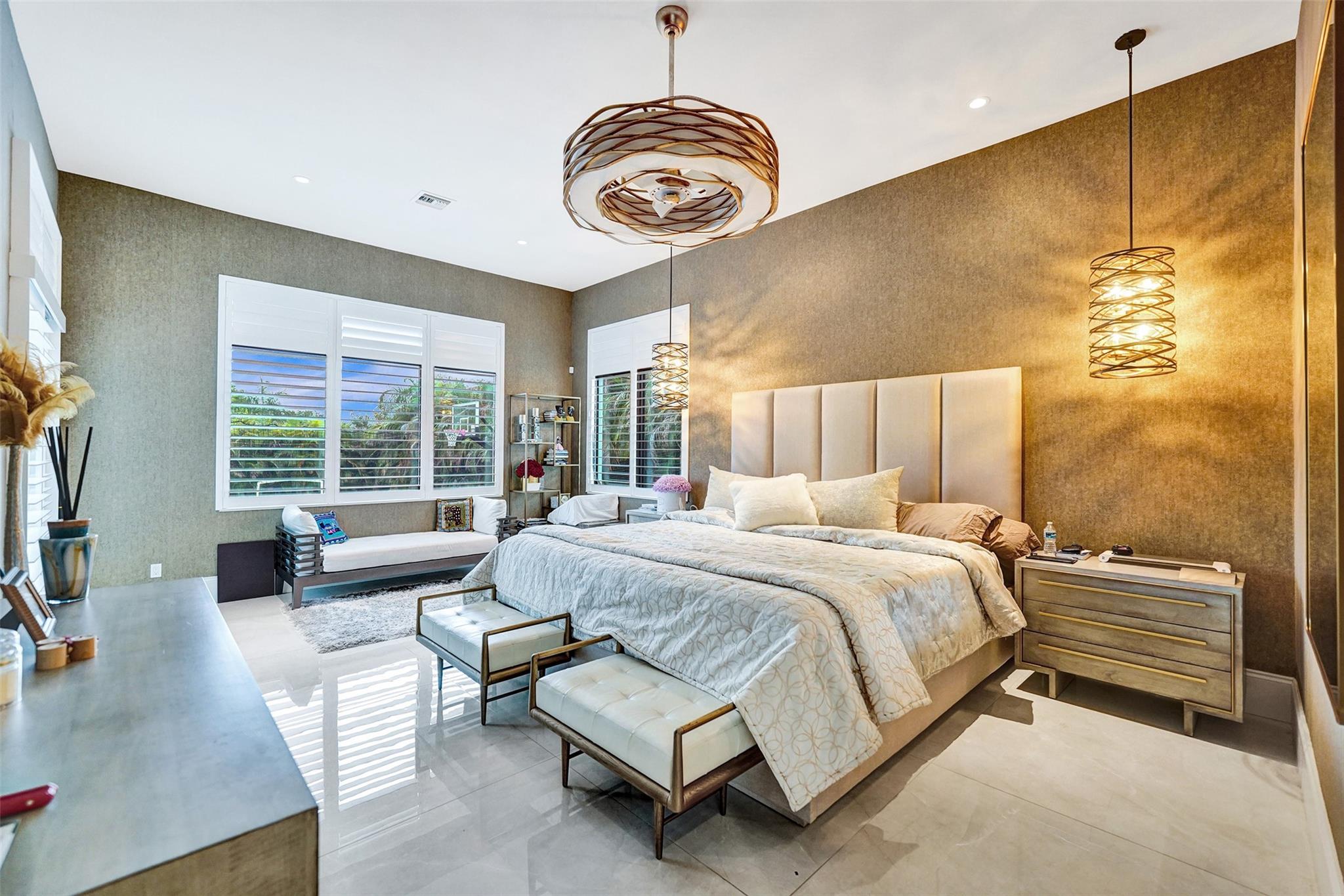 Paragon Estates - Residential Lease
