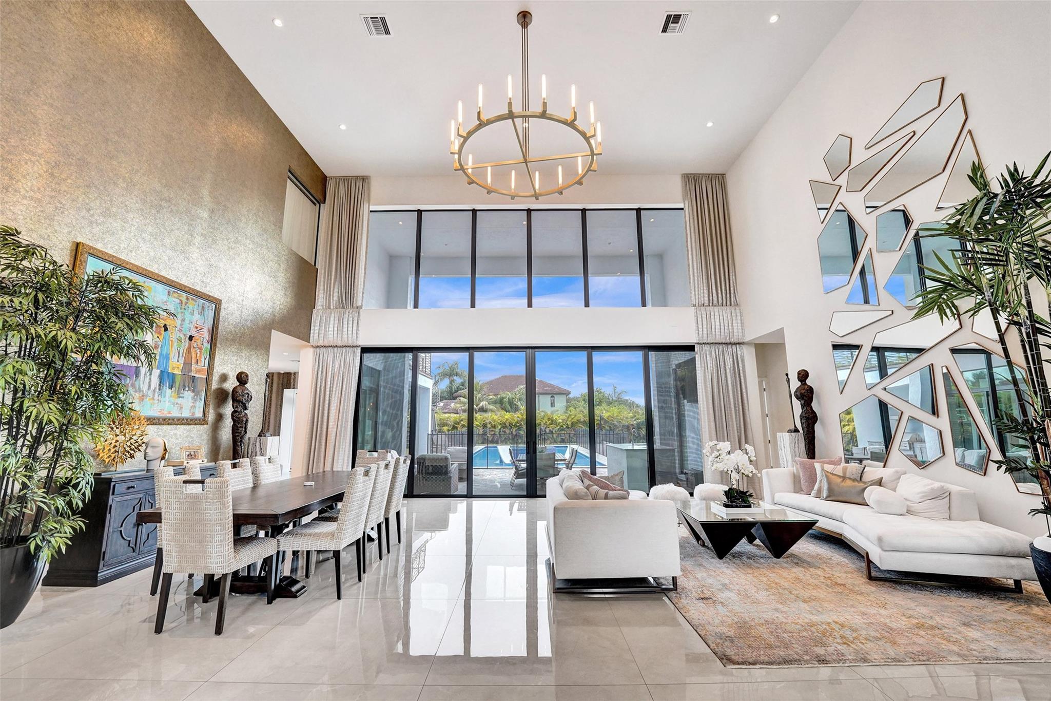 Paragon Estates - Residential Lease
