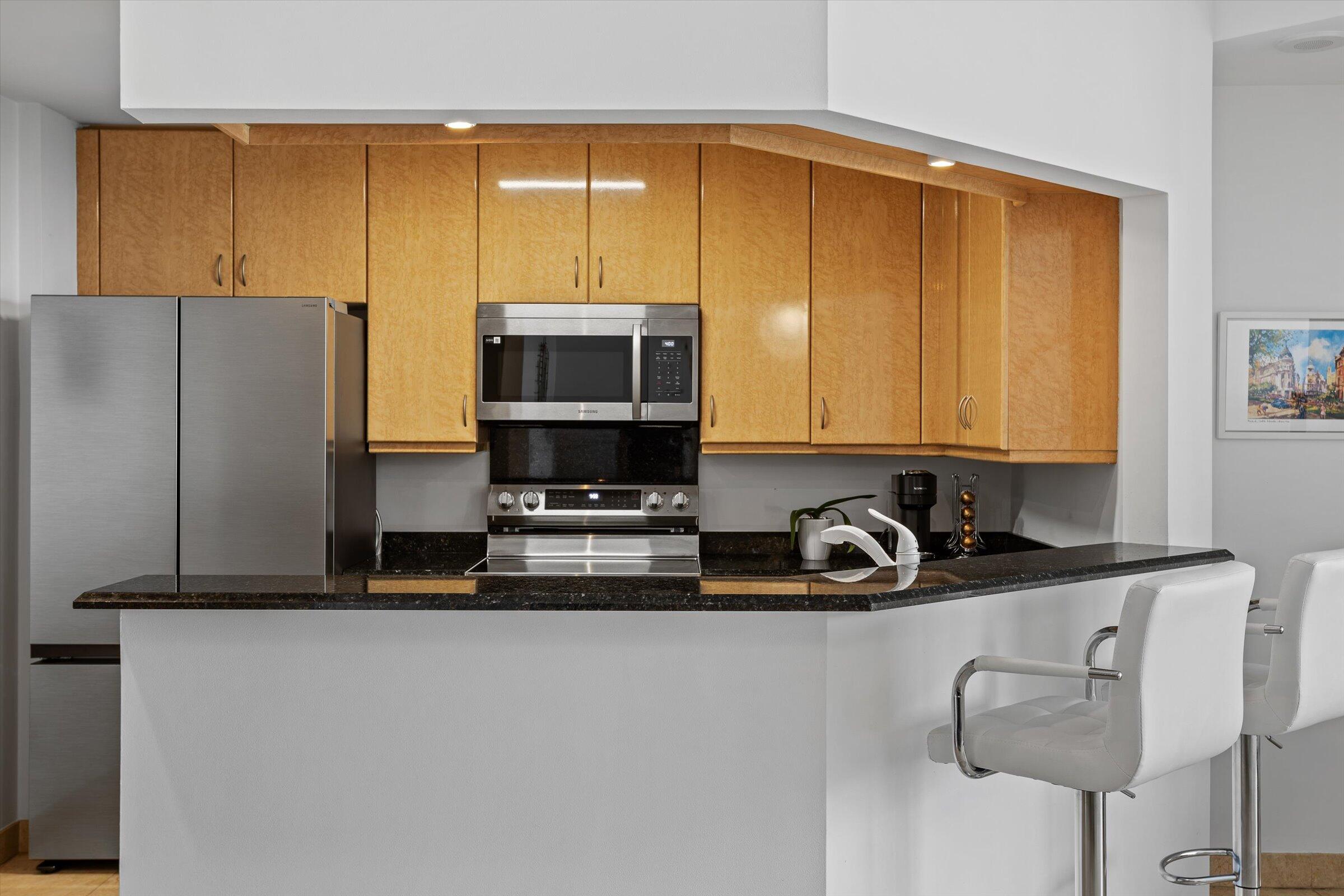 COURTS BRICKELL KEY CONDO - Residential Lease