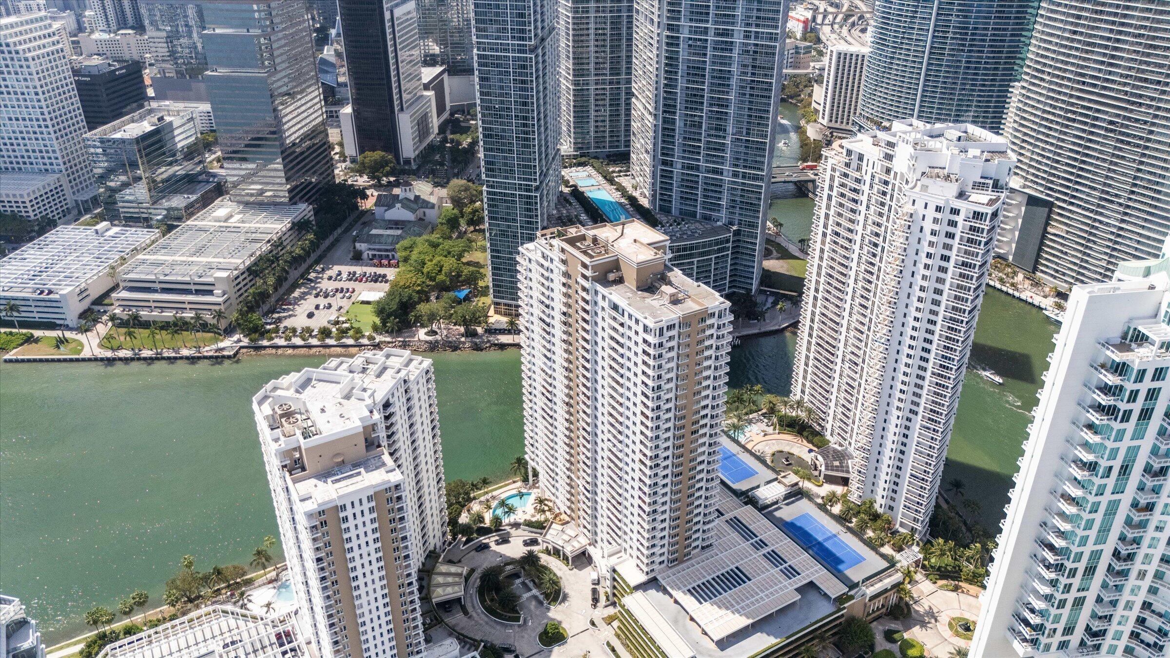 COURTS BRICKELL KEY CONDO - Residential Lease