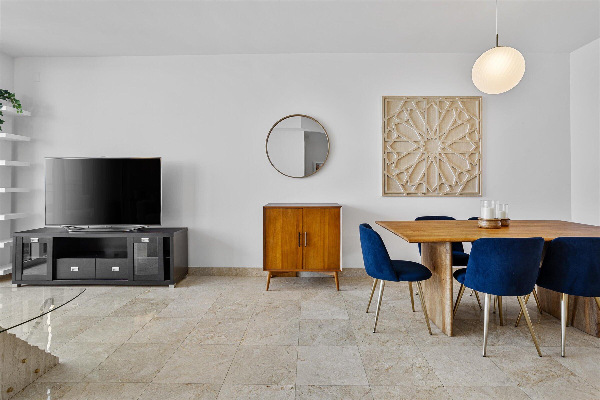 COURTS BRICKELL KEY CONDO - Residential Lease