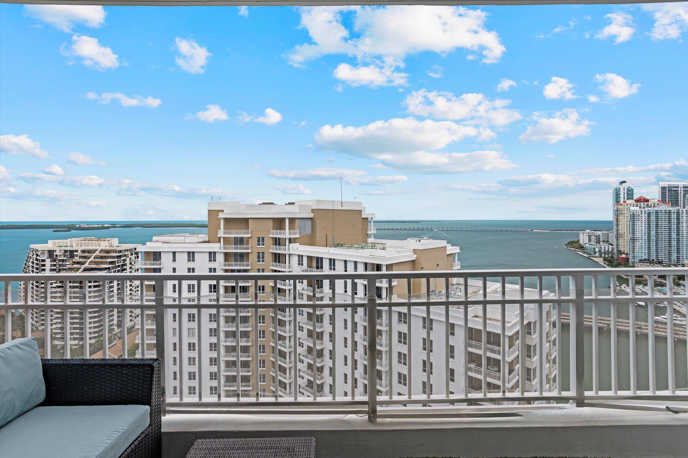 COURTS BRICKELL KEY CONDO - Residential Lease