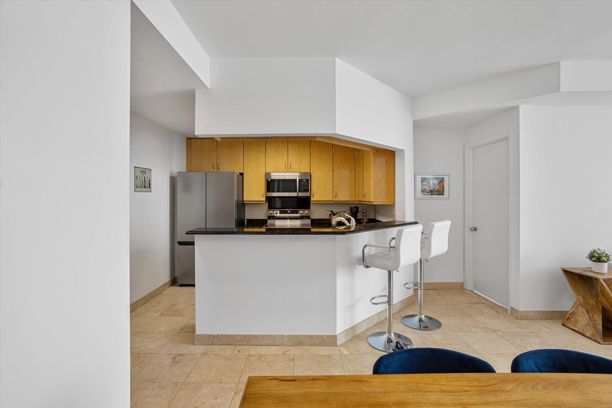 COURTS BRICKELL KEY CONDO - Residential Lease