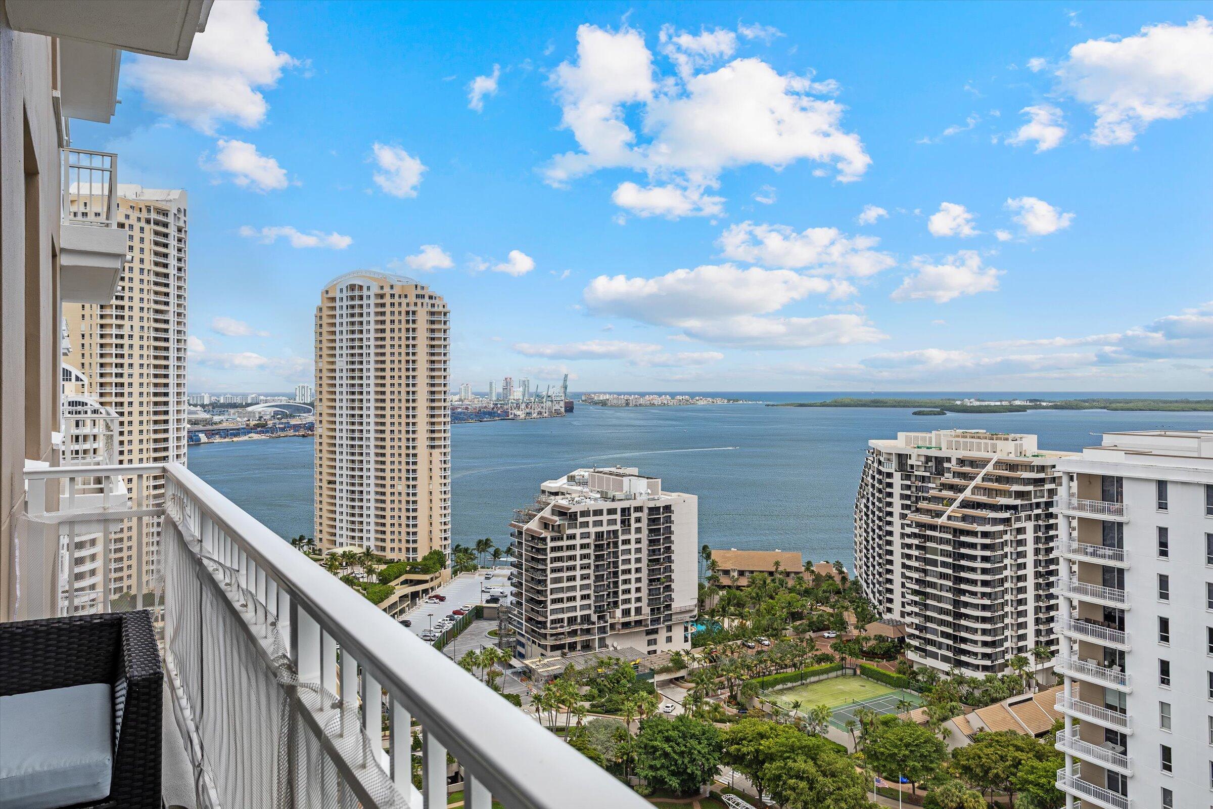 COURTS BRICKELL KEY CONDO - Residential Lease