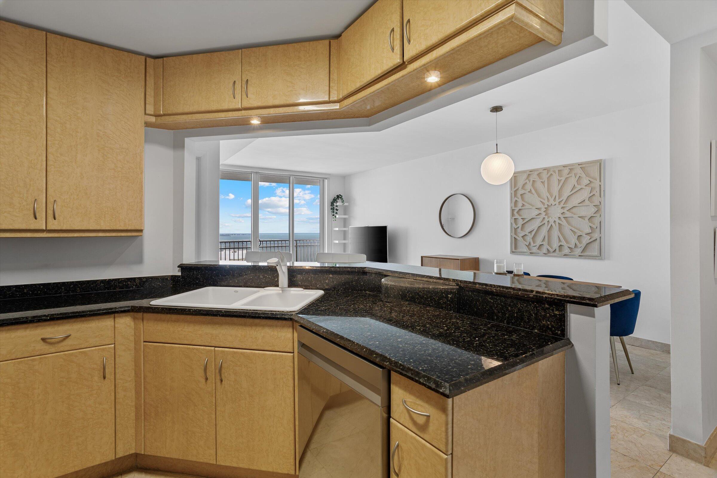 COURTS BRICKELL KEY CONDO - Residential Lease