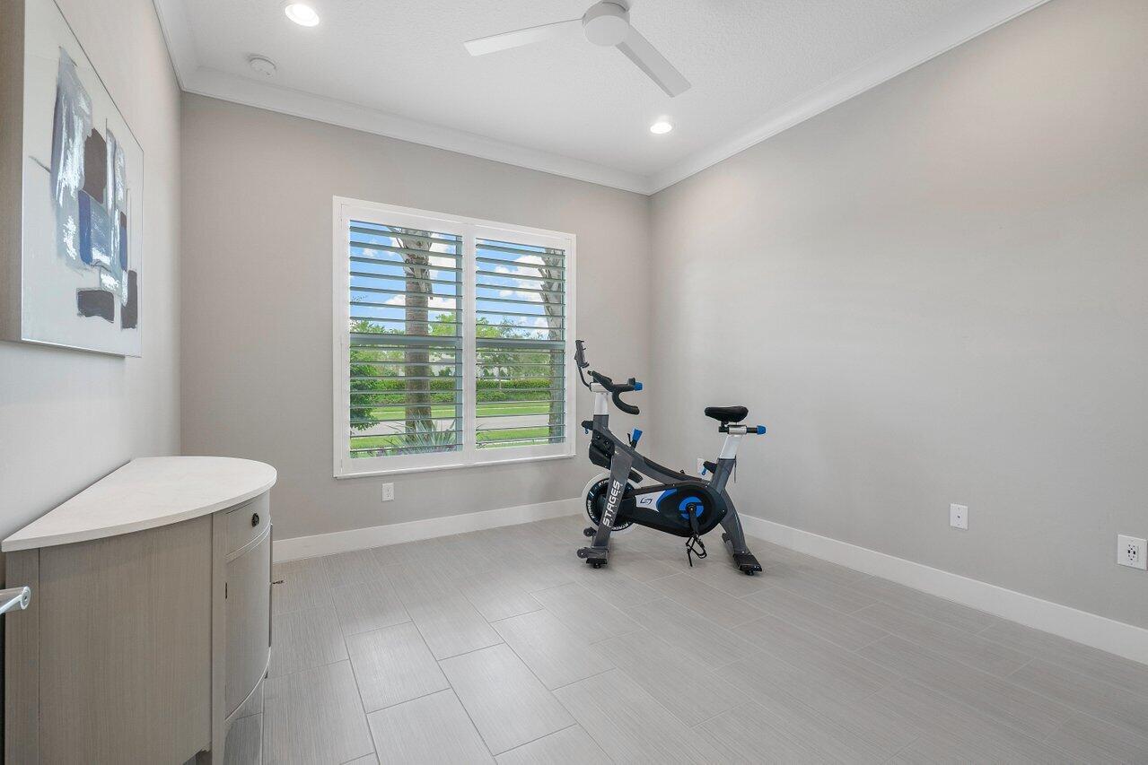 DAKOTA - Residential Lease