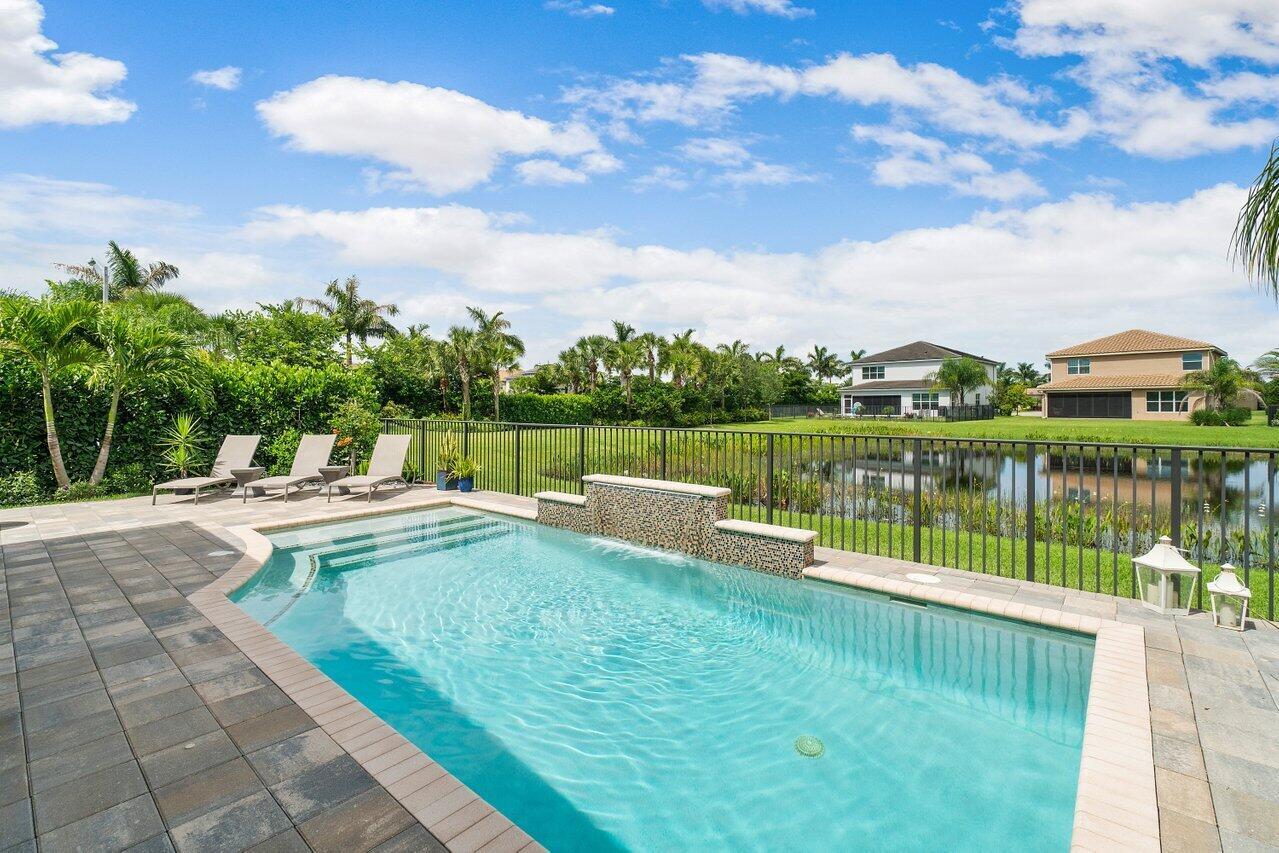 DAKOTA - Residential Lease