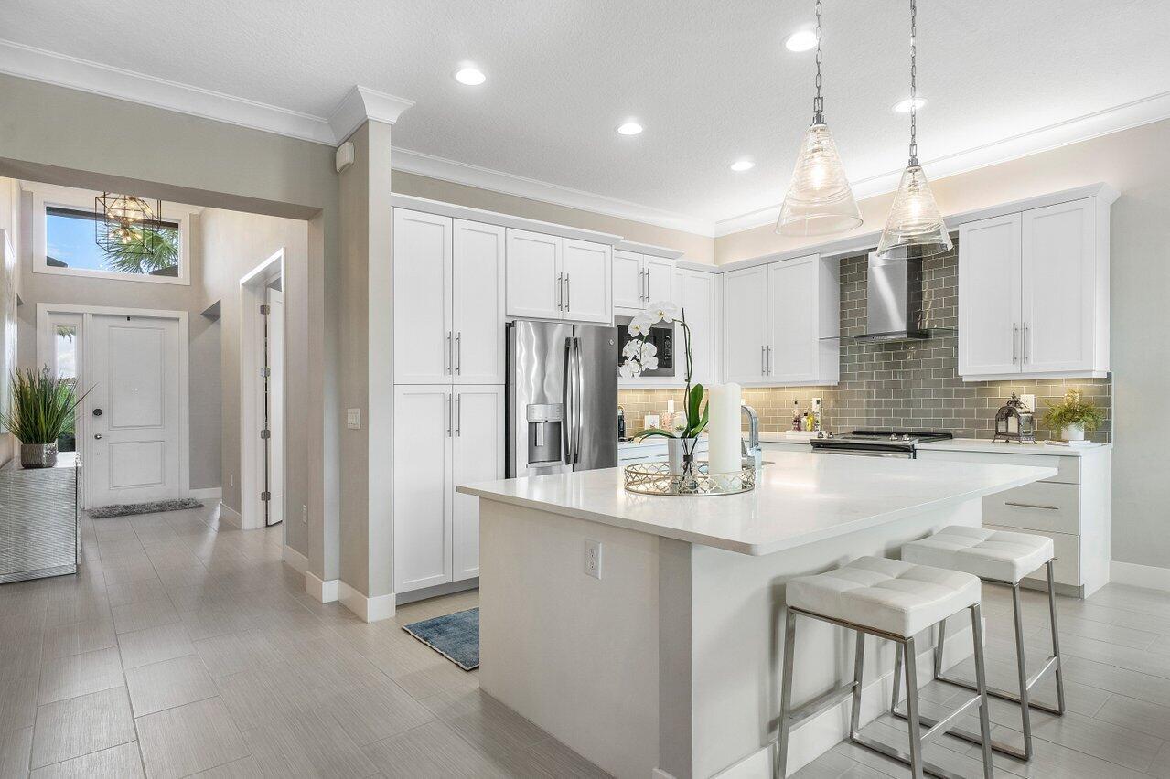 DAKOTA - Residential Lease