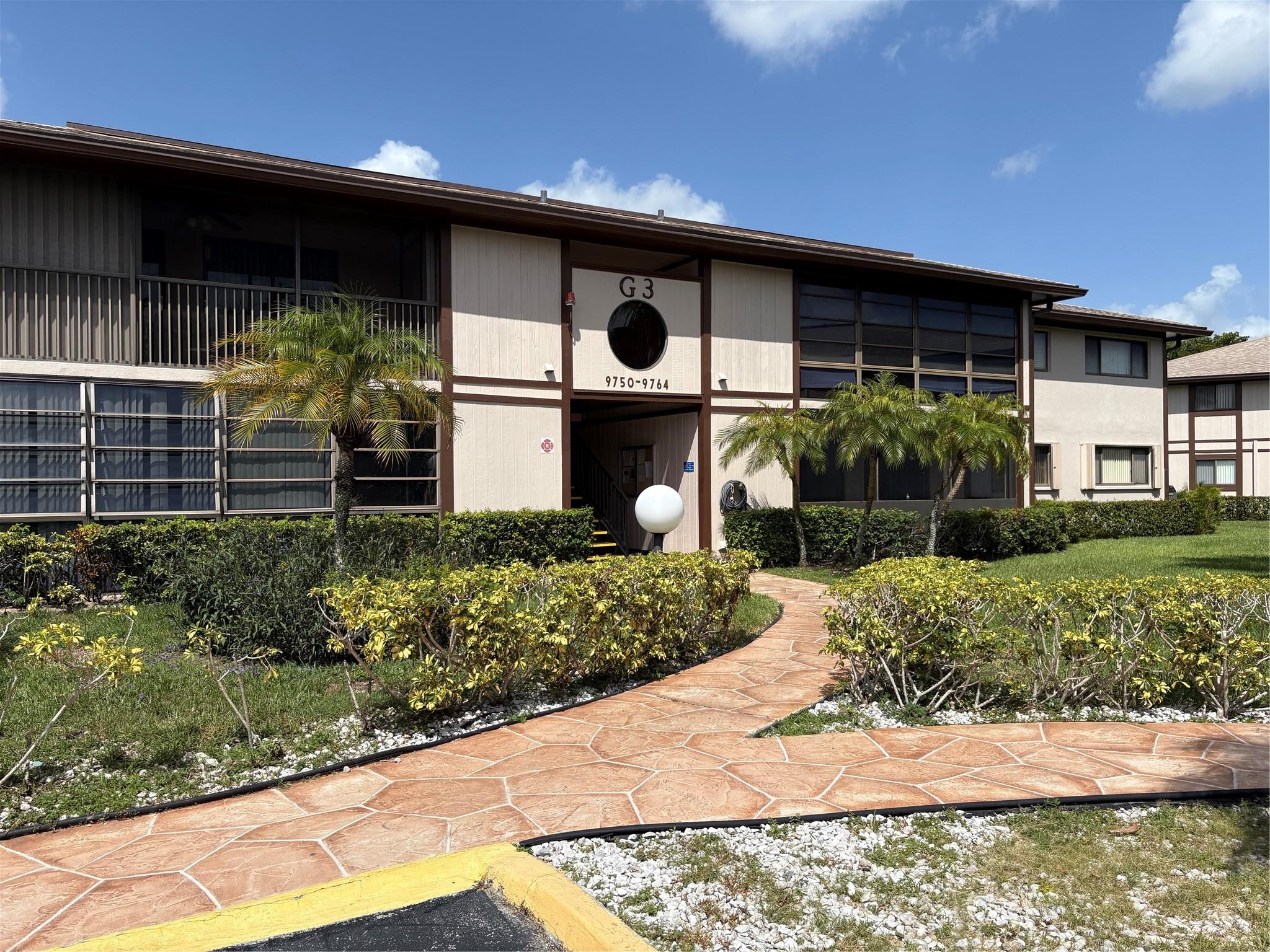 KINGS POINT - Residential