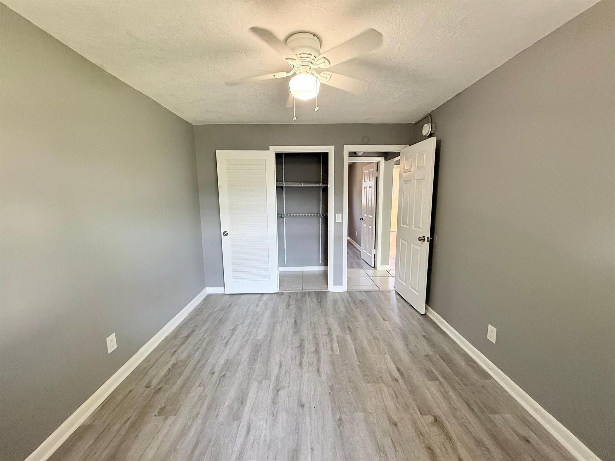 CLOWS - Residential Lease