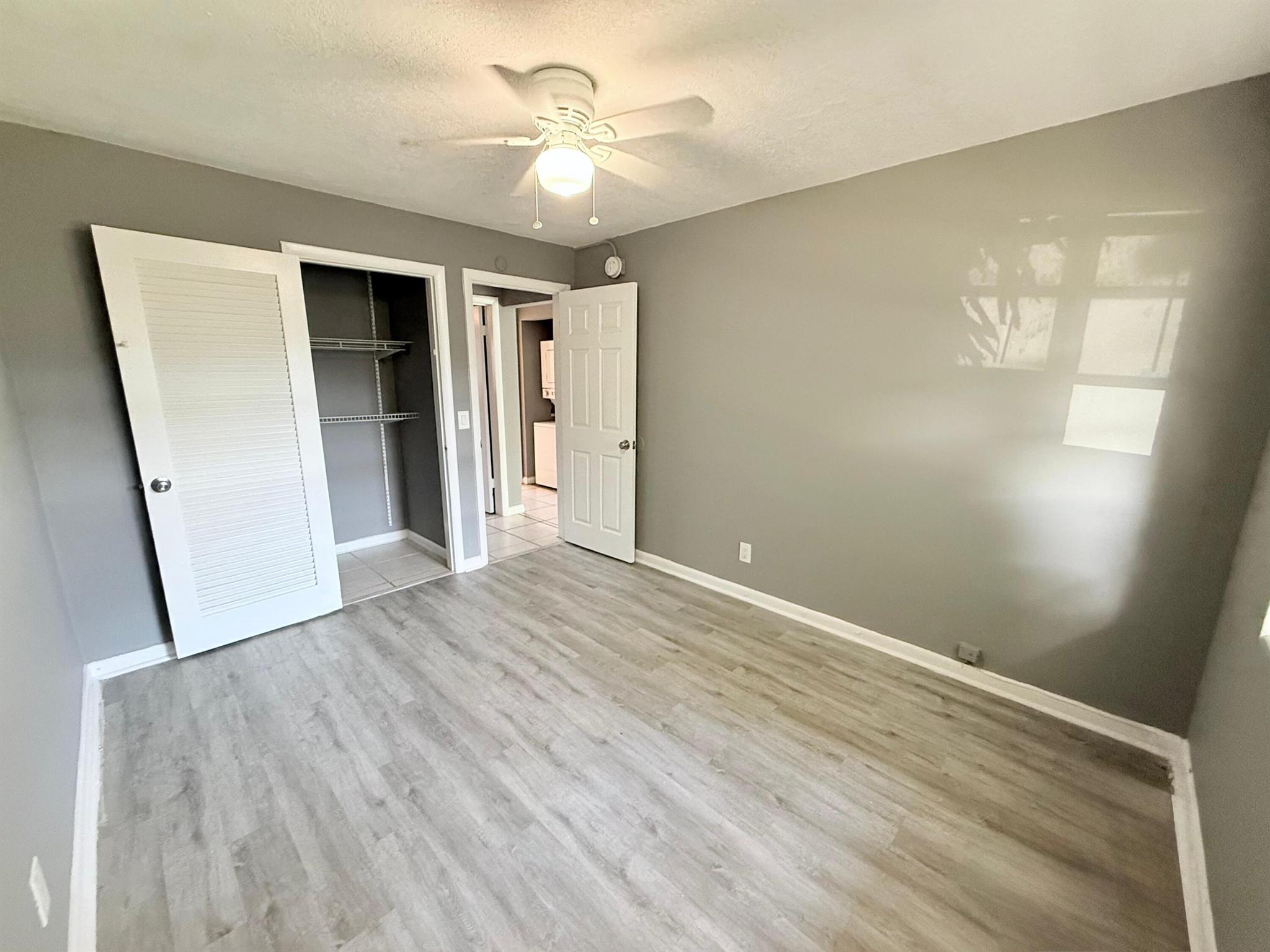 CLOWS - Residential Lease