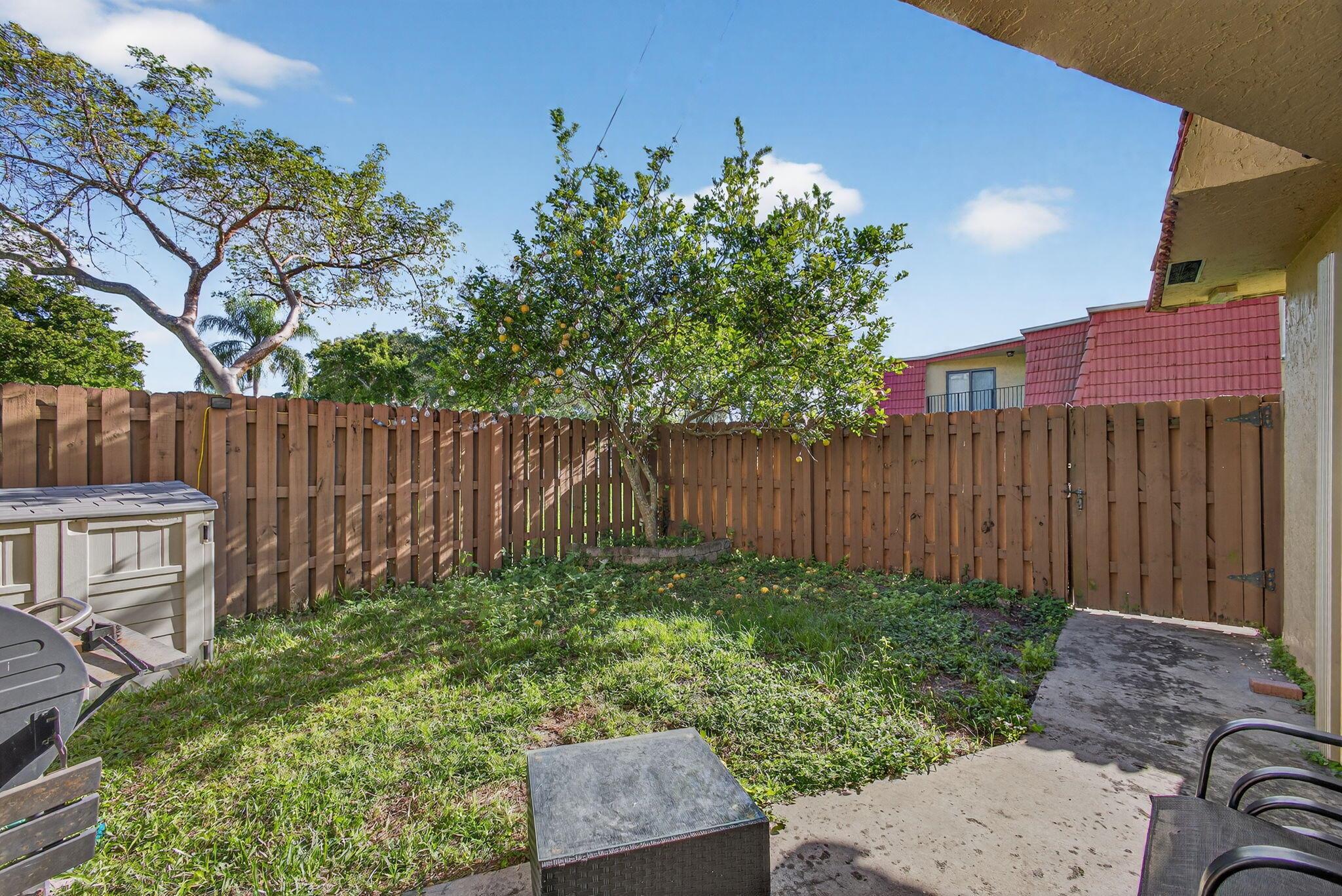 BOCA RIO NORTH - Residential Lease