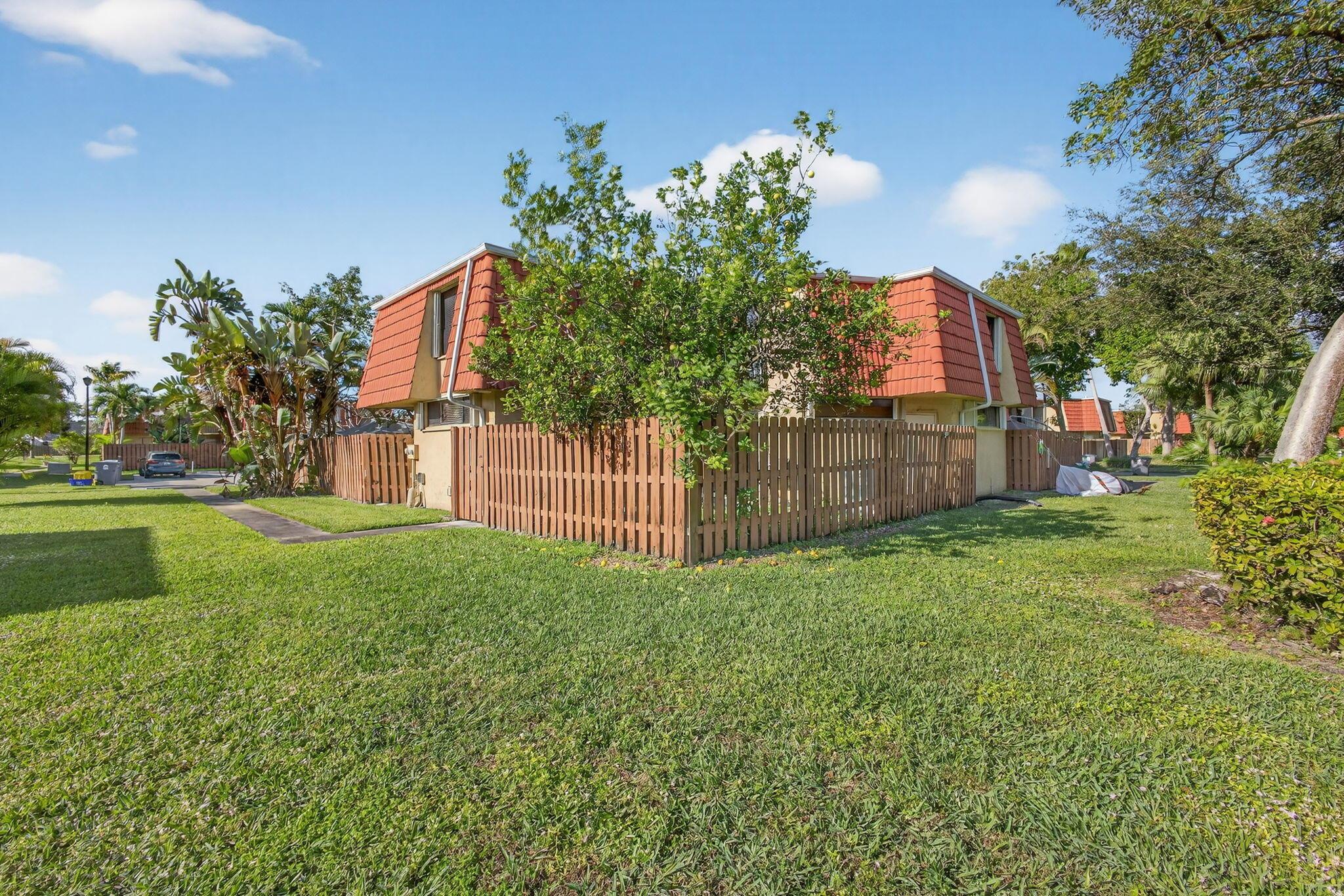 BOCA RIO NORTH - Residential Lease