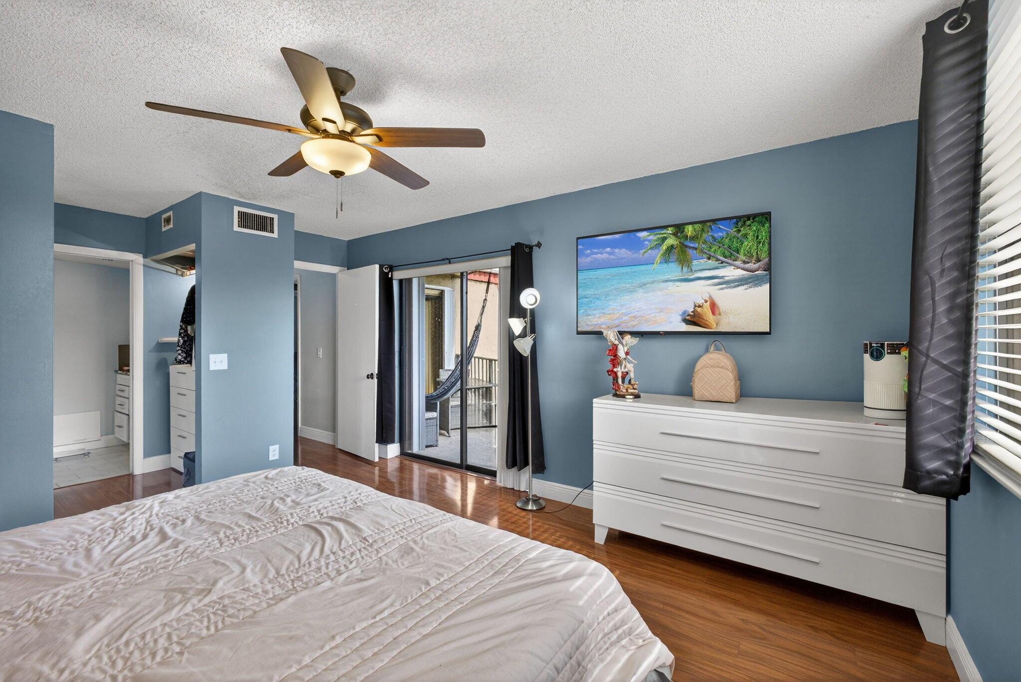 BOCA RIO NORTH - Residential Lease