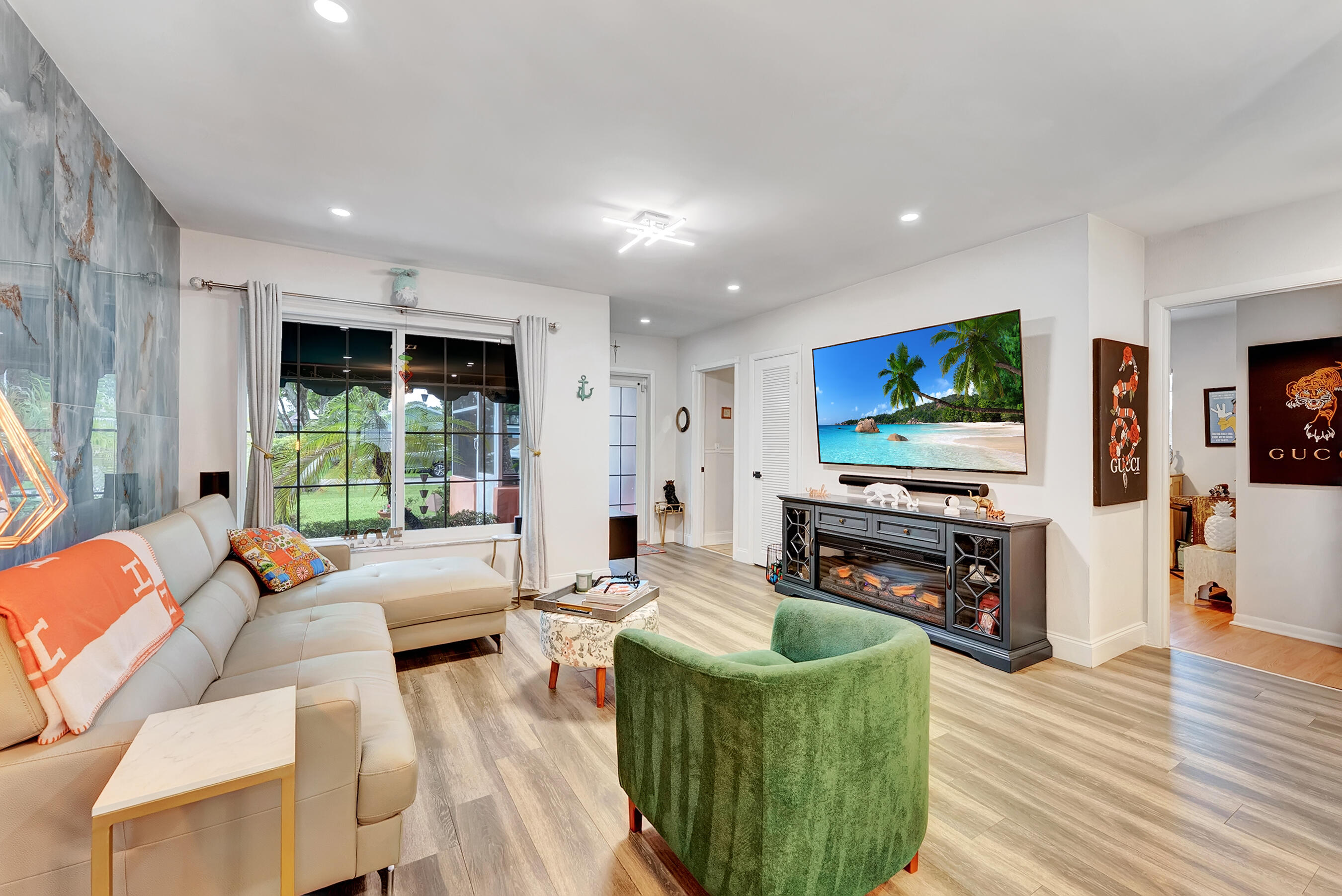 TROPIC PALMS 2 - Residential Lease