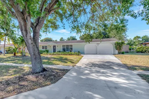 7828 St Andrews Road, Lake Worth, FL MLS: R11074353