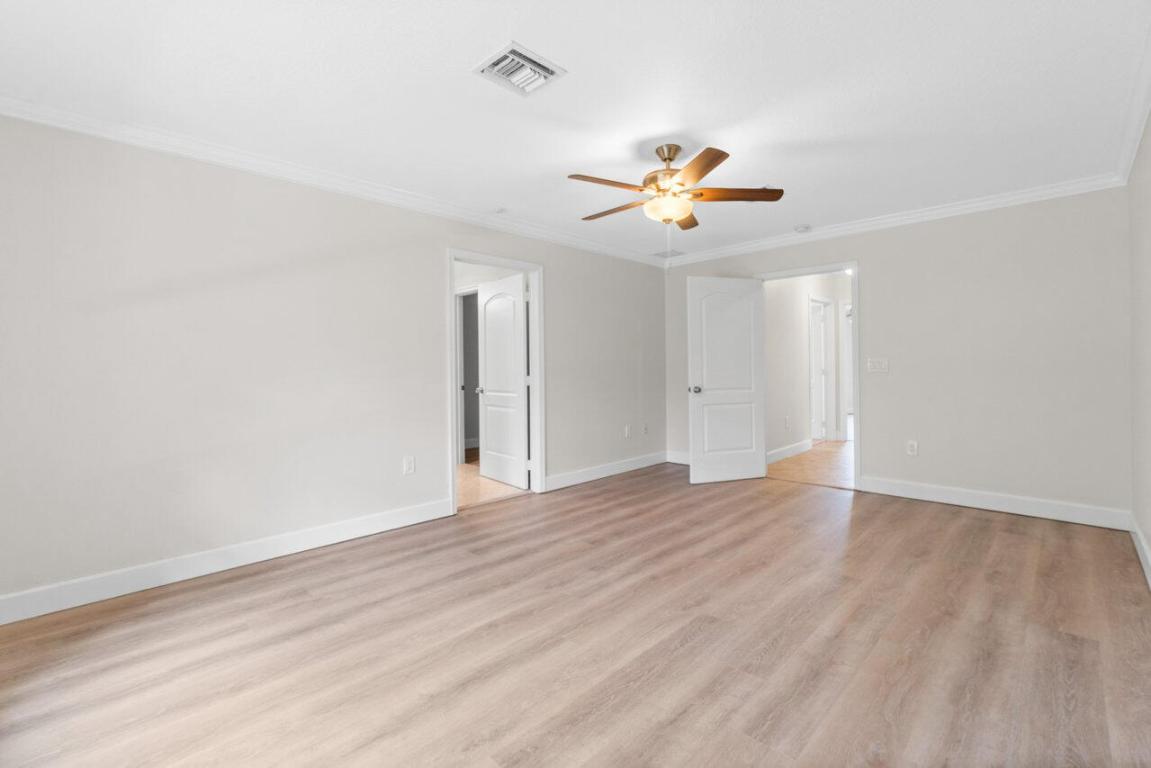 LOXAHATCHEE GROVES - Residential