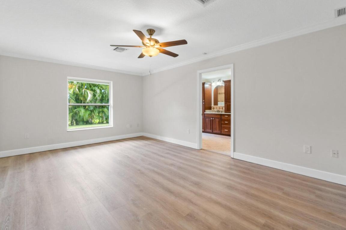 LOXAHATCHEE GROVES - Residential