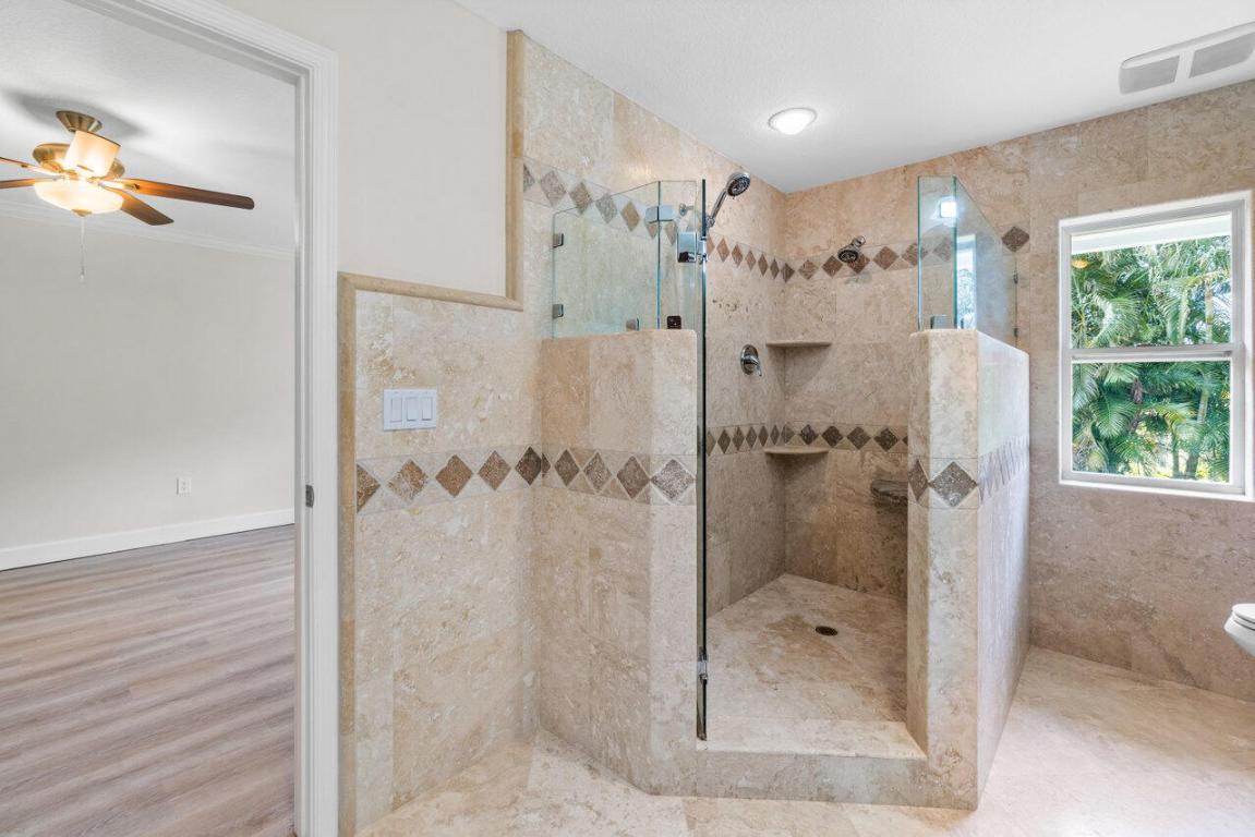 LOXAHATCHEE GROVES - Residential