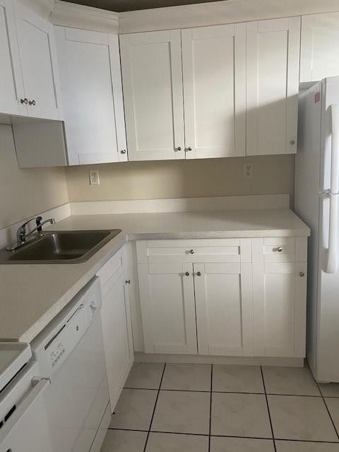 9460 FONTAINEBLEAU Boulevard 324