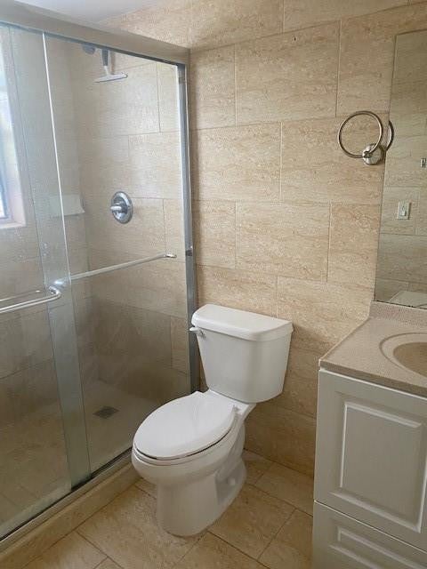 9460 FONTAINEBLEAU Boulevard 324