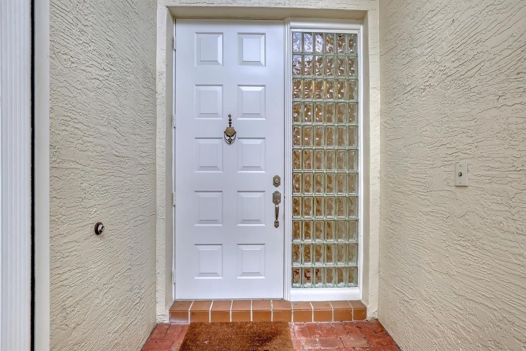 Photo of 15837 Corintha Terrace, Delray Beach, FL 33446 (MLS # R11097571)