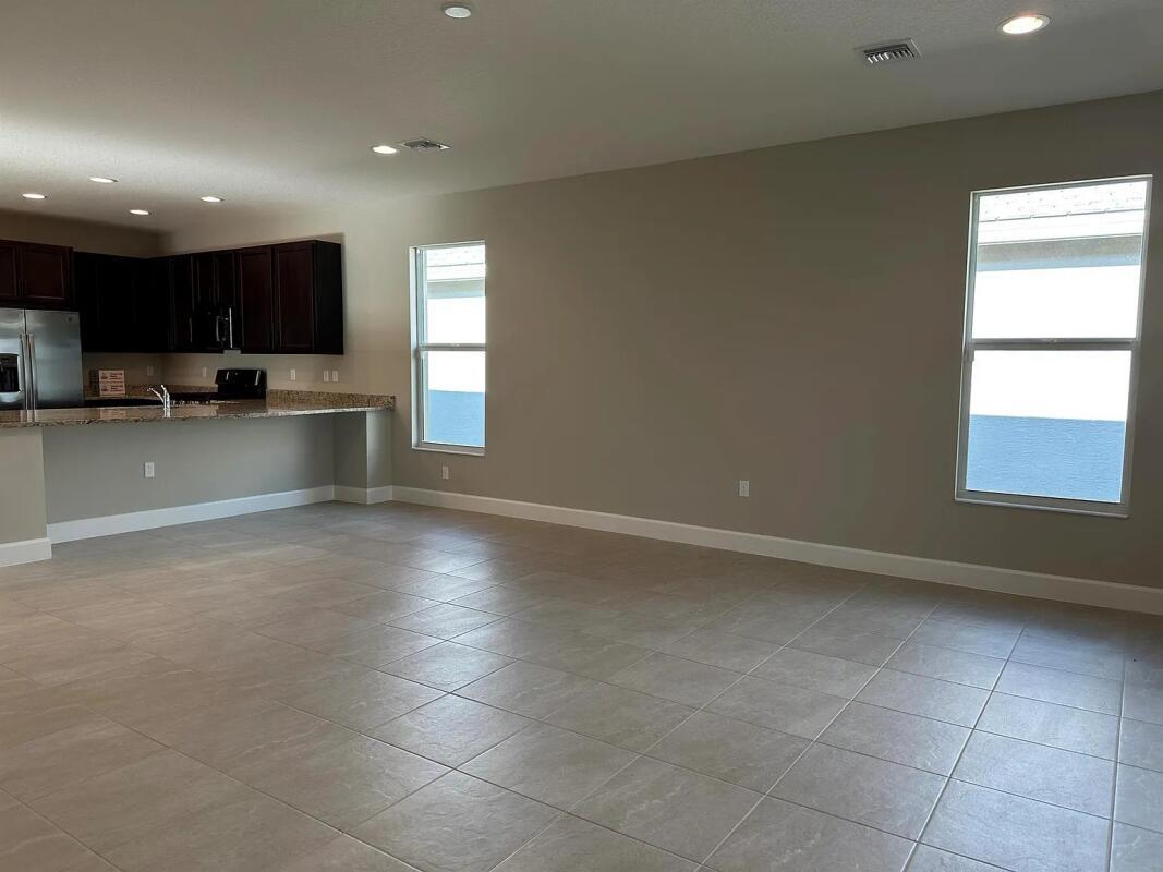 METES AND BOUNDS - Residential Lease