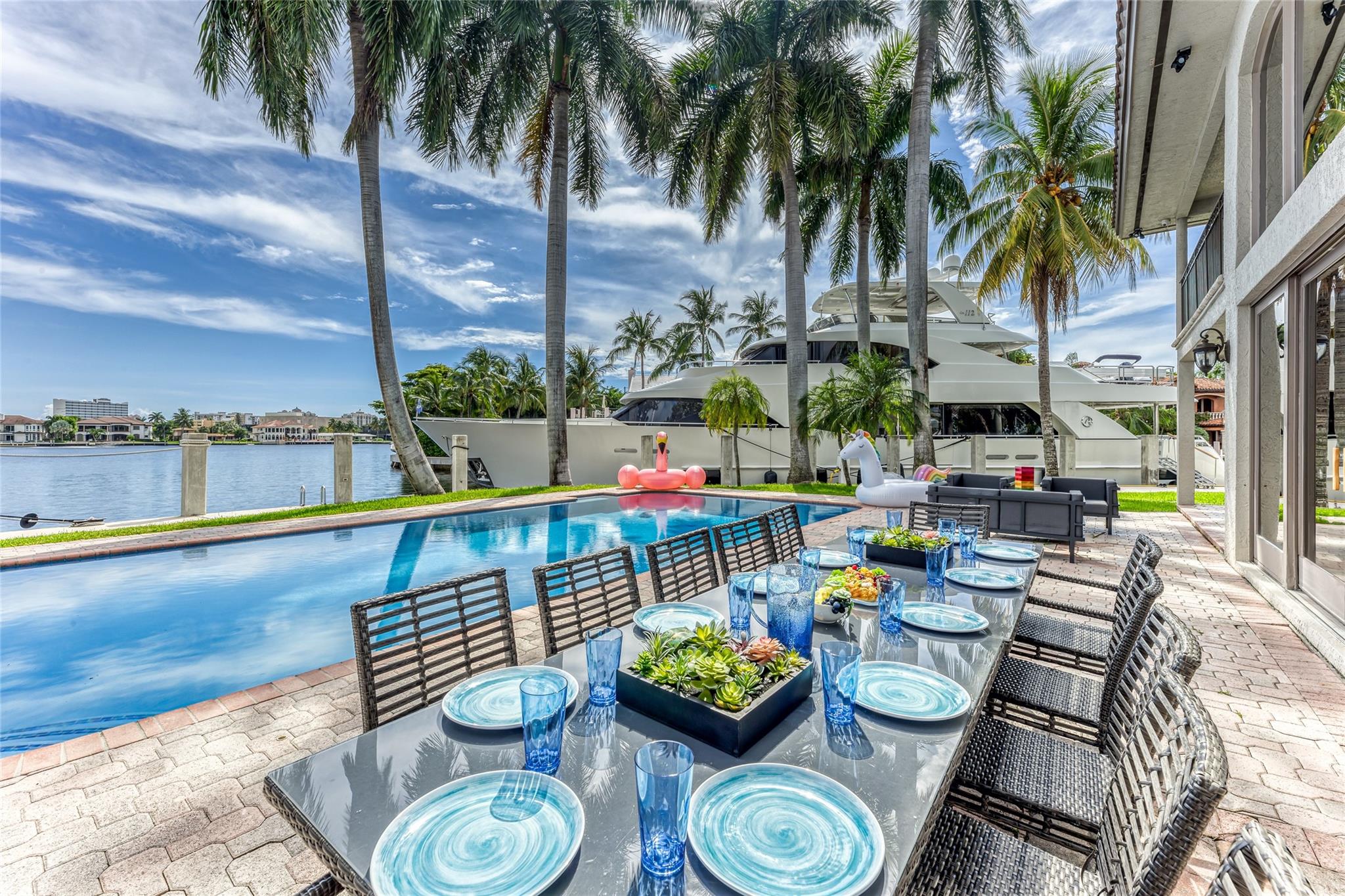 616 1st Key Dr, Fort Lauderdale, FL, 33304/$32,995 2 616 1st Key Dr