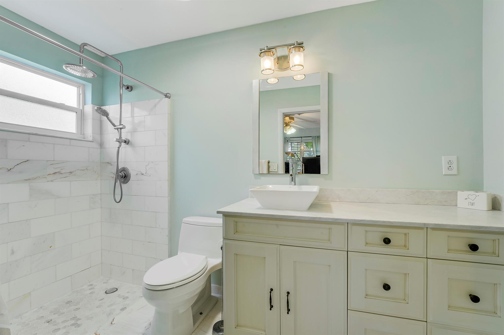 BAHAMA HEIGHTS 3 - Residential