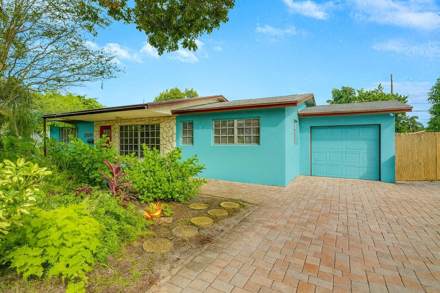 BAHAMA HEIGHTS 3 - Residential