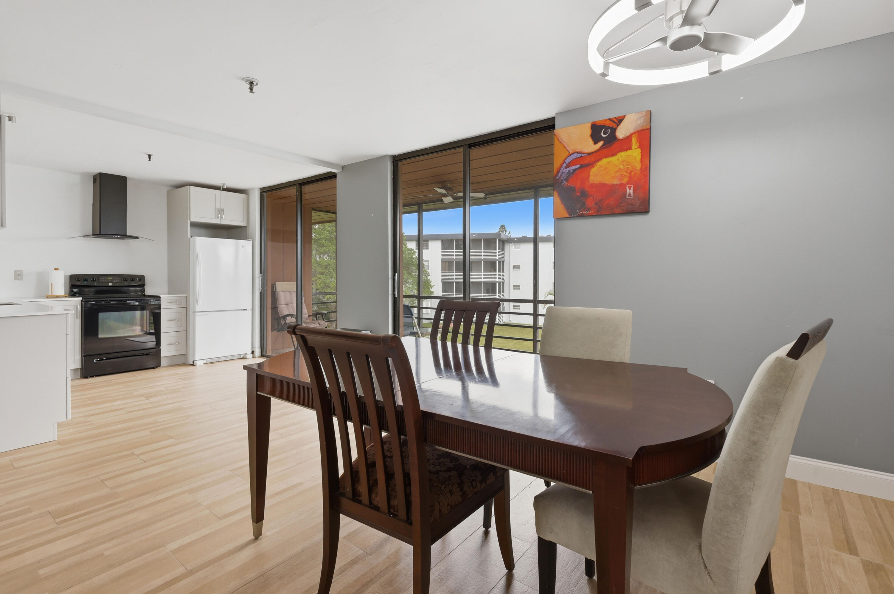 COCO WOOD CONDO - Residential