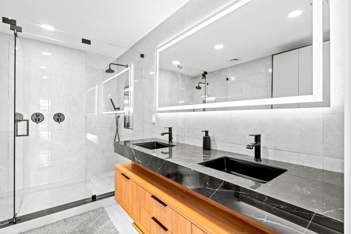 Bal Harbour - Residential Lease