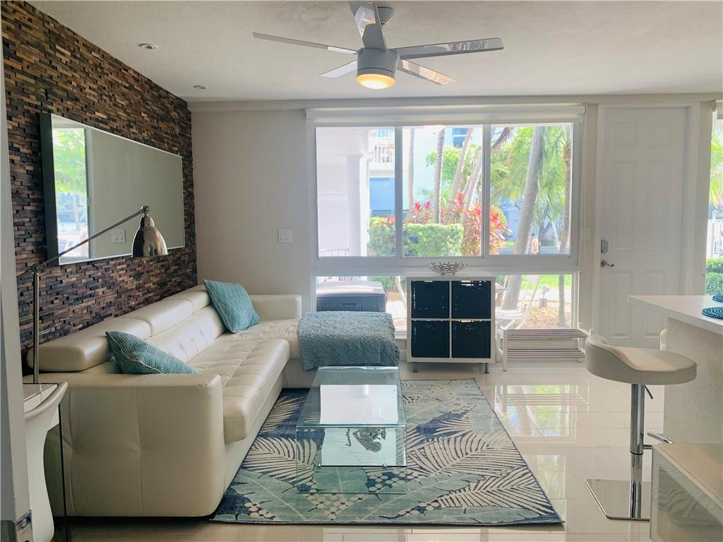 ACQUA CAMINO - Residential Lease