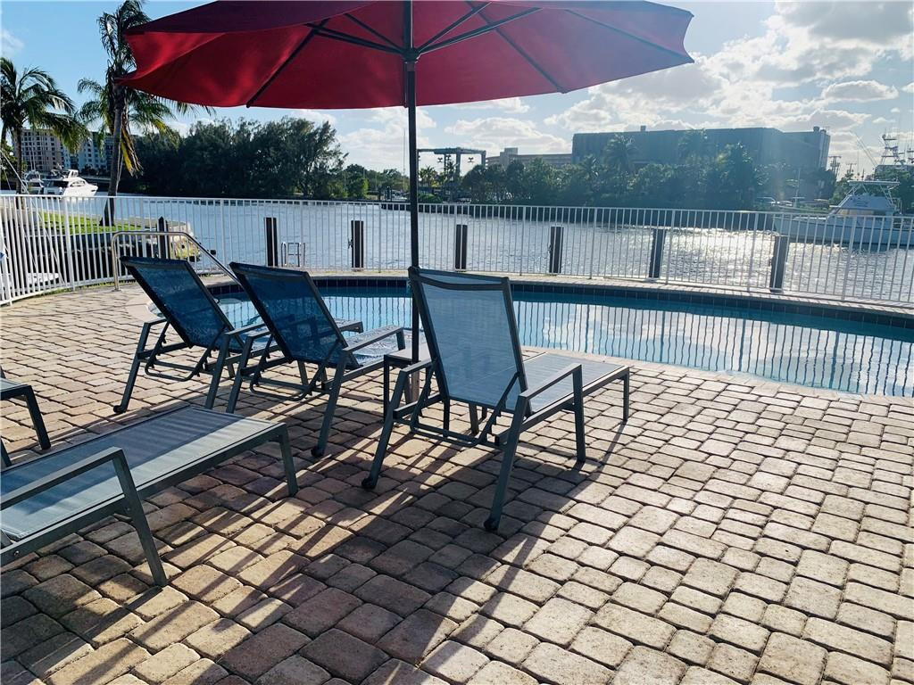 ACQUA CAMINO - Residential Lease