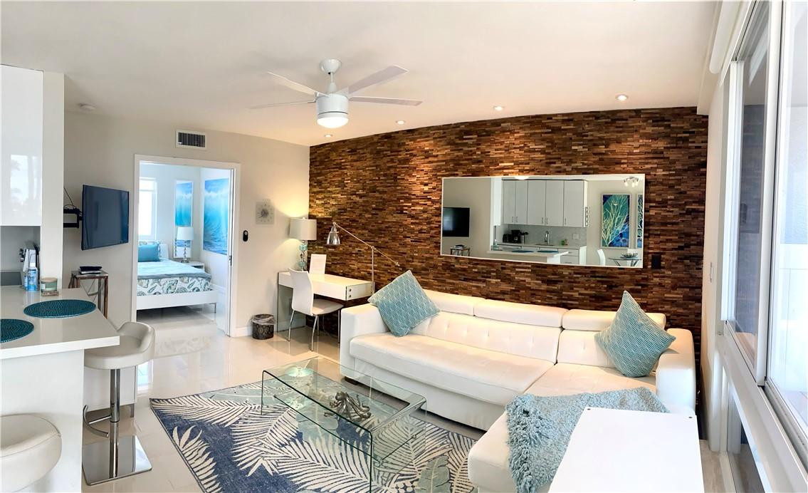 ACQUA CAMINO - Residential Lease