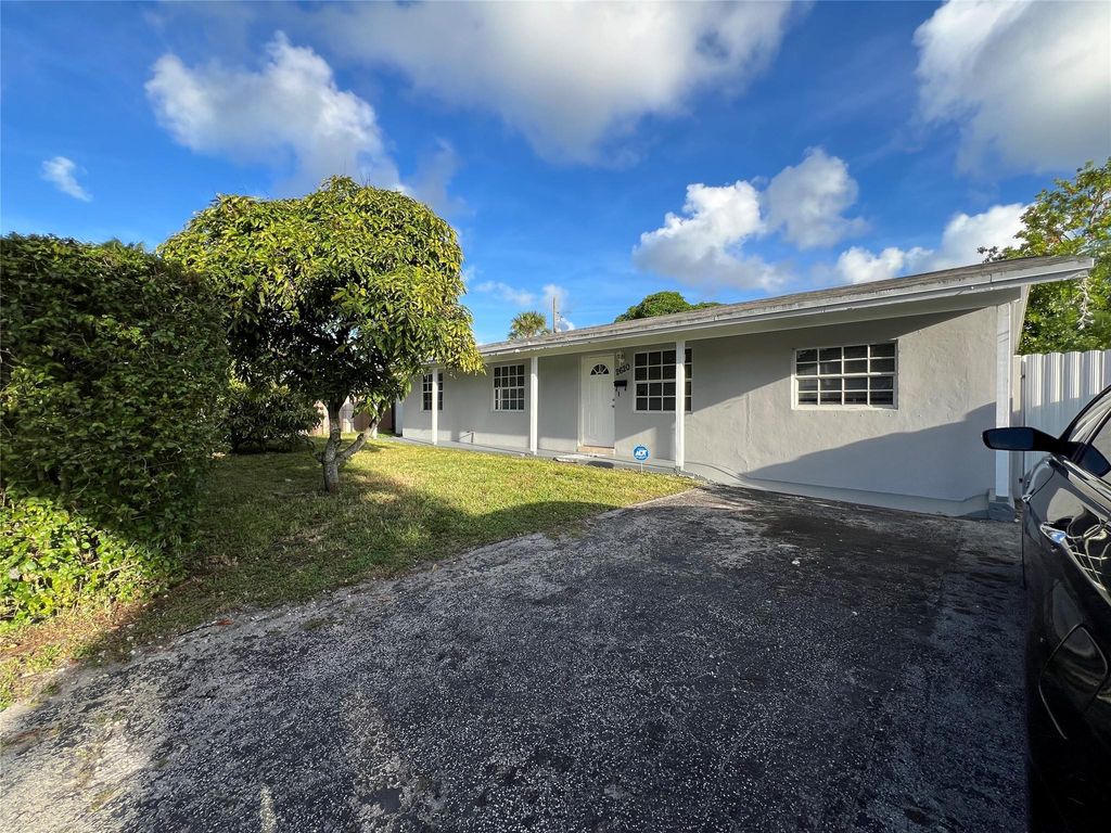 Photo of 2620 SW 8th Street, Fort Lauderdale, FL 33312 (MLS # F10468599)