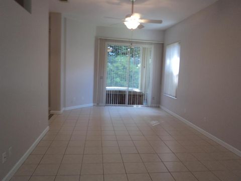 A home in Port Saint Lucie