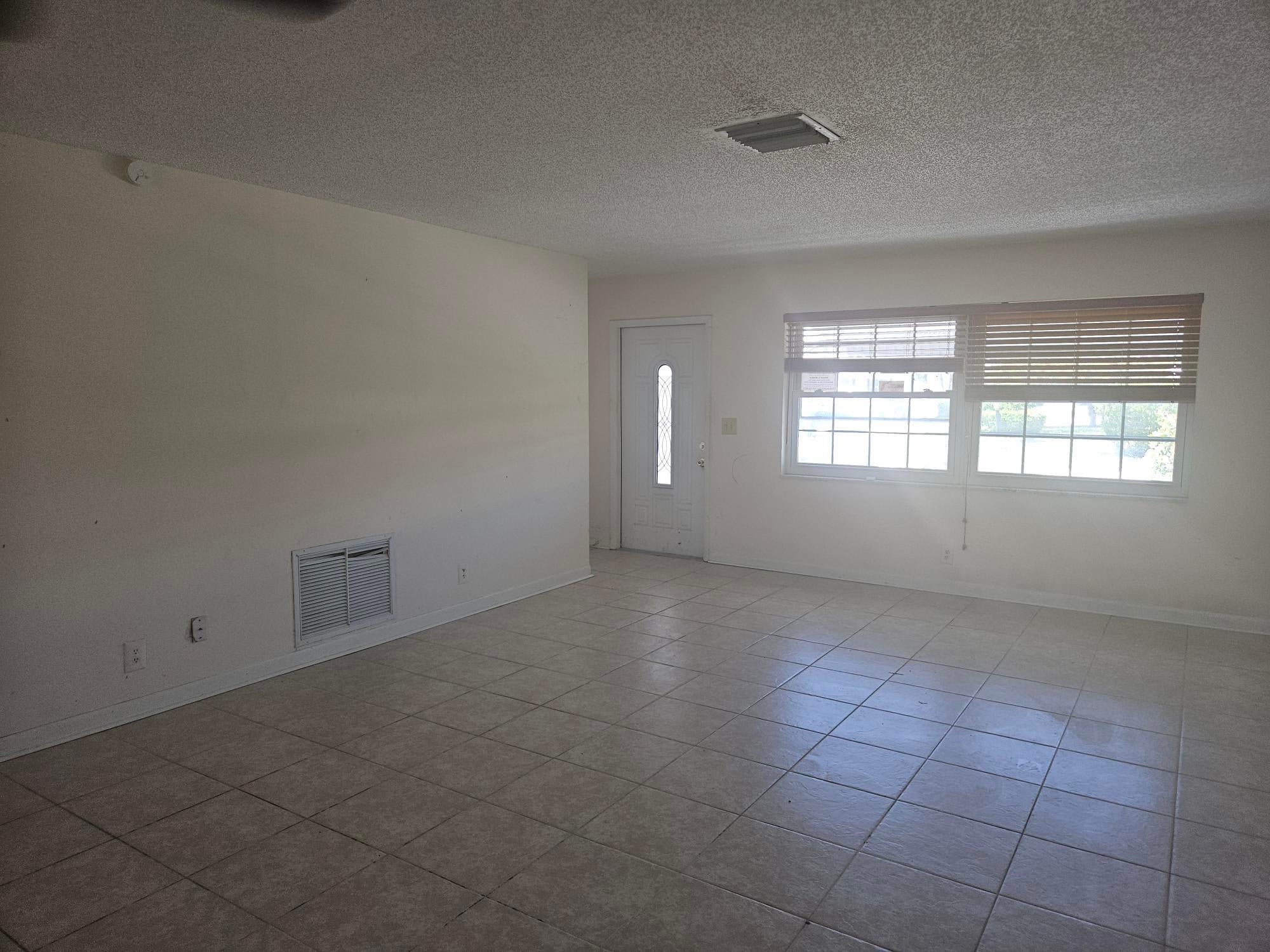 1598 SW 13TH Terrace