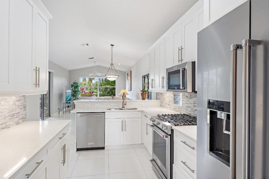 Photo of 10265 Osprey Trace, West Palm Beach, FL 33412 (MLS # R11157622)