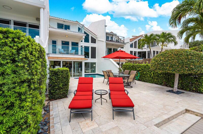 VILLAS SOBRE DEL MAR - Residential